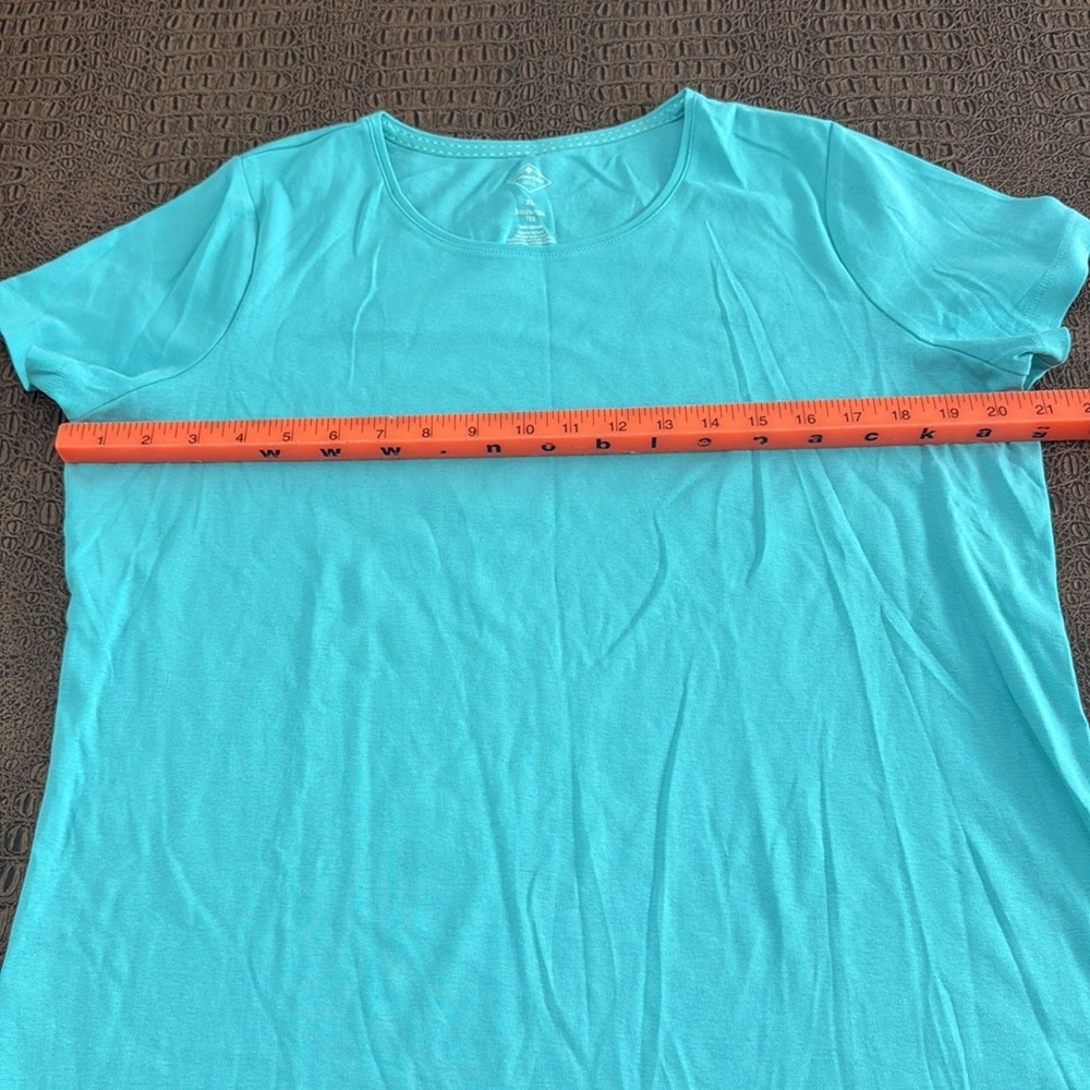 St. John’s Bay XL T-Shirt Bundle Pink & Blue Cotton Short Sleeve - Picture 4 of 4